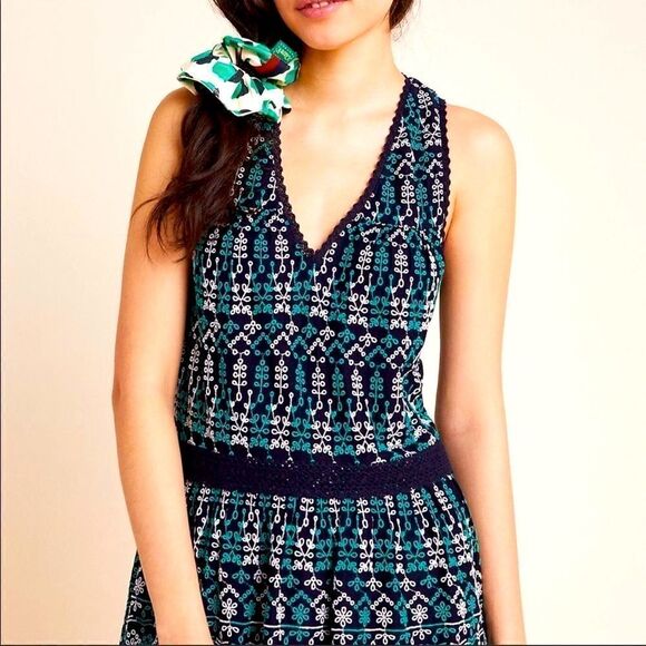 Anthropologie Mauve sleeveless and embroidered top. - Picture 1 of 4